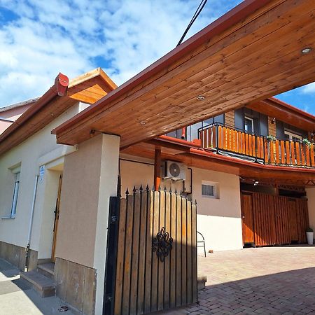 Varfal Apartman II Eger Exteriér fotografie