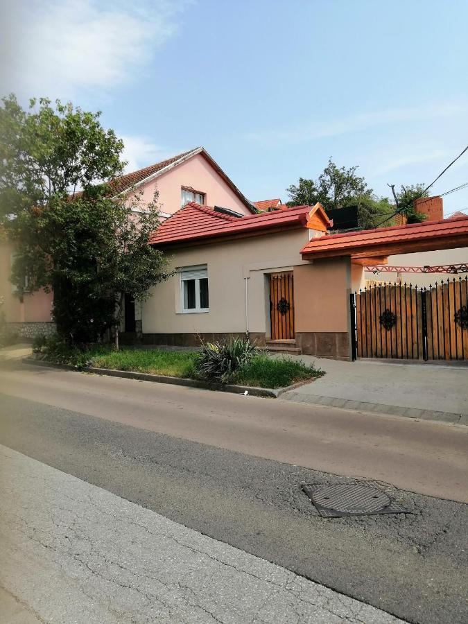 Varfal Apartman II Eger Exteriér fotografie